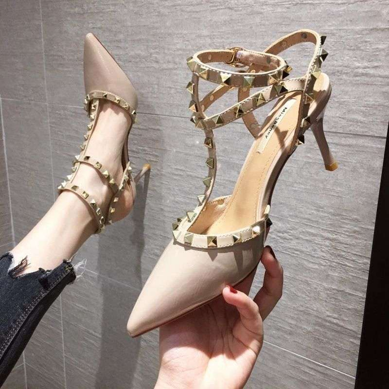 Free shipping Designer Dress Shoes Naked high heels for women with slim heels 2026 new pointed versatile high heels apricot black