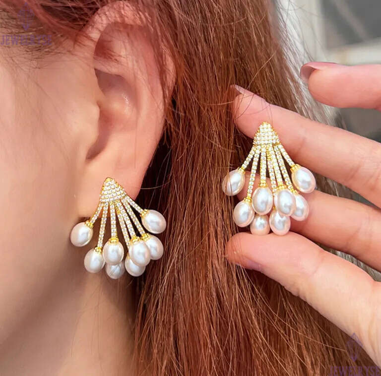 Charm Vintage 18K Gold Baroque Pearl Designer Earring for Woman AAA Cubic Zirconia Copper Womens Party Bridal Wedding Engagement Diamond Earrings Jewe