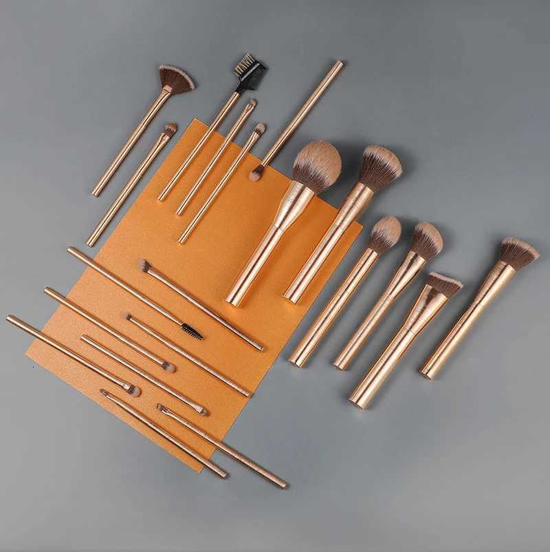 20 Piece Professional Makeup Brush Set Synthetic Rose Gold Aluminum Handles Face And Eye Beauty Cosmetic KitT251205