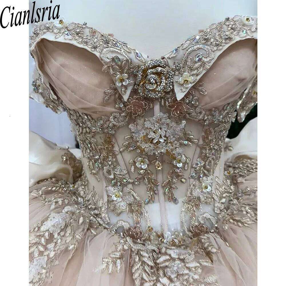 Champagne Prom Quinceanera Dresses 2025 Custom Sweetheart Sheath Beaded Applique Corset Princess Evening Gowns