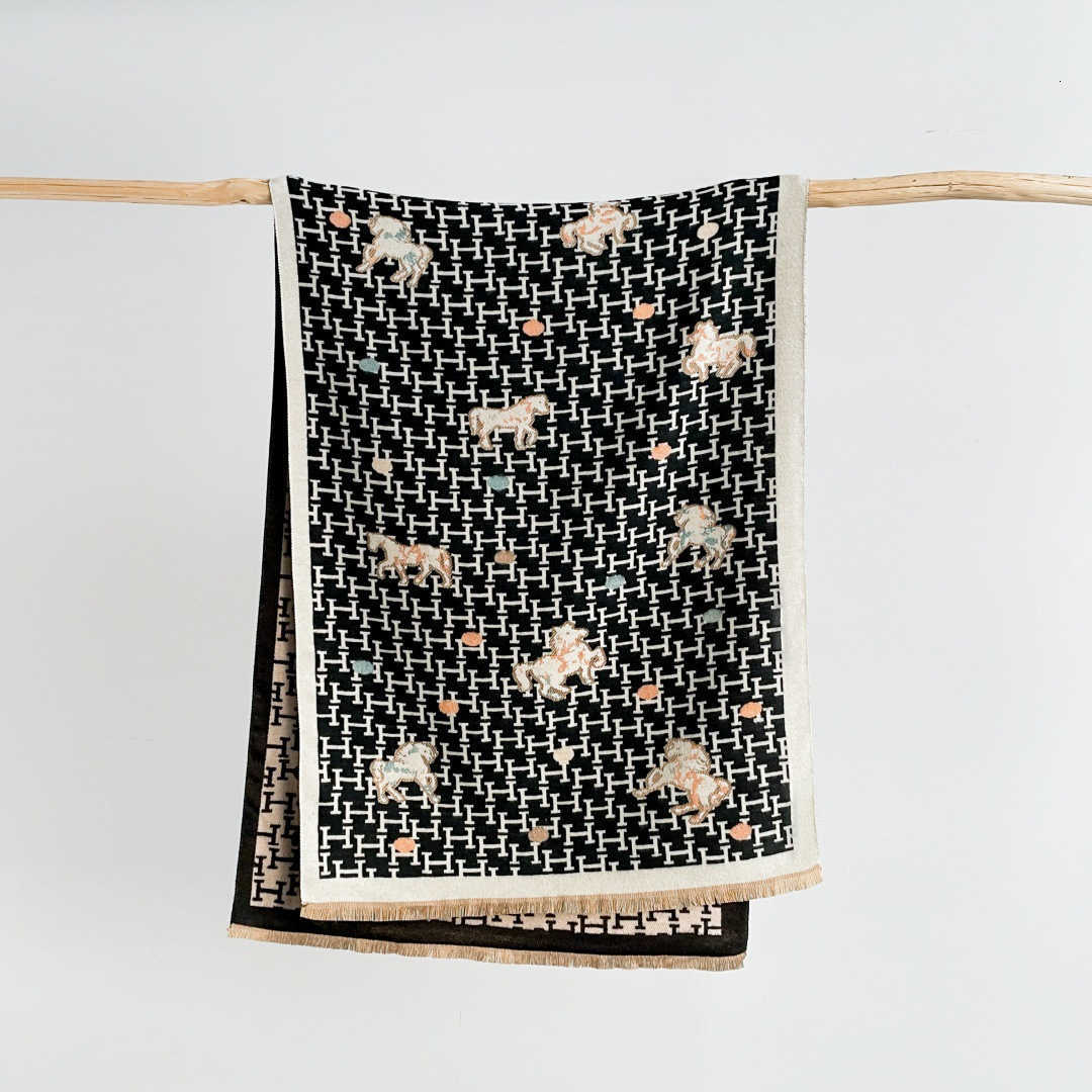 Overcoat for winter, high-end and versatile faux-sheepskin thick and warm neck scarf for office, air-conditioned room, windproof accessory W250916