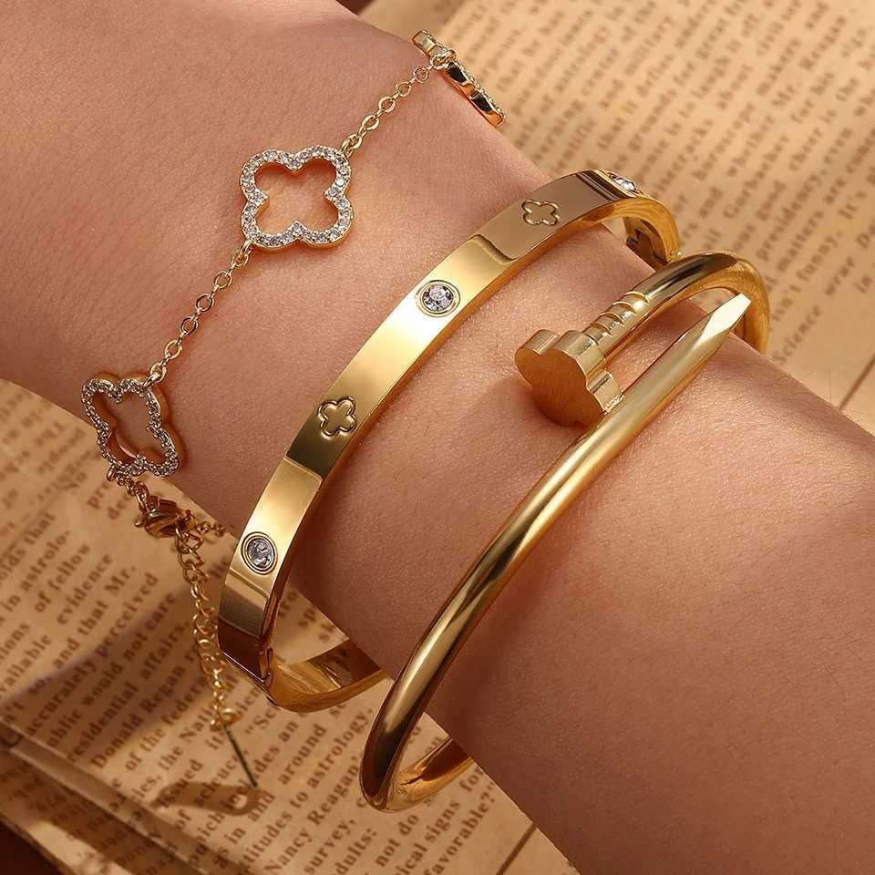 Yupsk 3Pcs Stainless Steel 18K Gold Plated Four-Leaf Flower Nails Stacked Bracelet Bangles Shiny Zircon Couple Jewelry GiftT251205