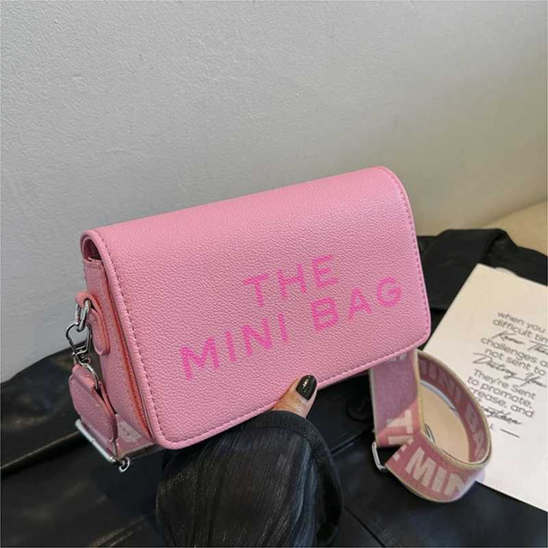 Fashionable and popular trend brand casual version shoulder personalized womens cross body bag designer handbag