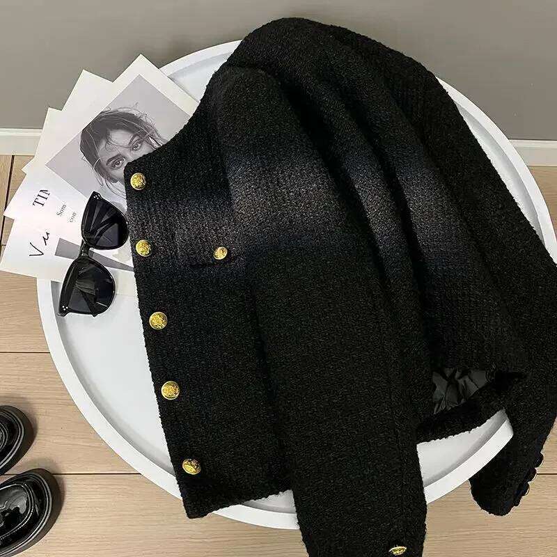 Fashion 2026 Black Fluffy Lined Crew Neck Short Jacket French Style Thick Tweed Top For Small Stature Hot Sale Of The Season New Arrival Prem Designer