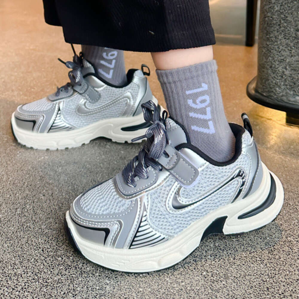 Spring Four Seasons Show Feet Dad Shoes Female Heightened Thick Sole Little White Sports Casual Cool Qi Forrest.