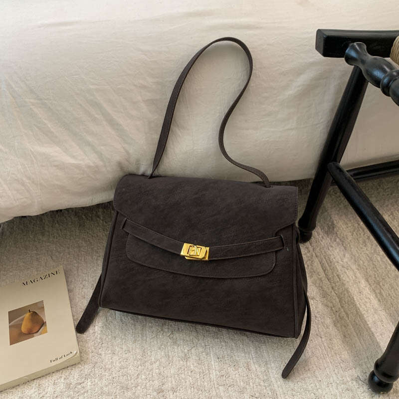 Commuting Retro Melad Brown for Women New Large Capacity Single Shoulder Crossbody High-end Tote Bag