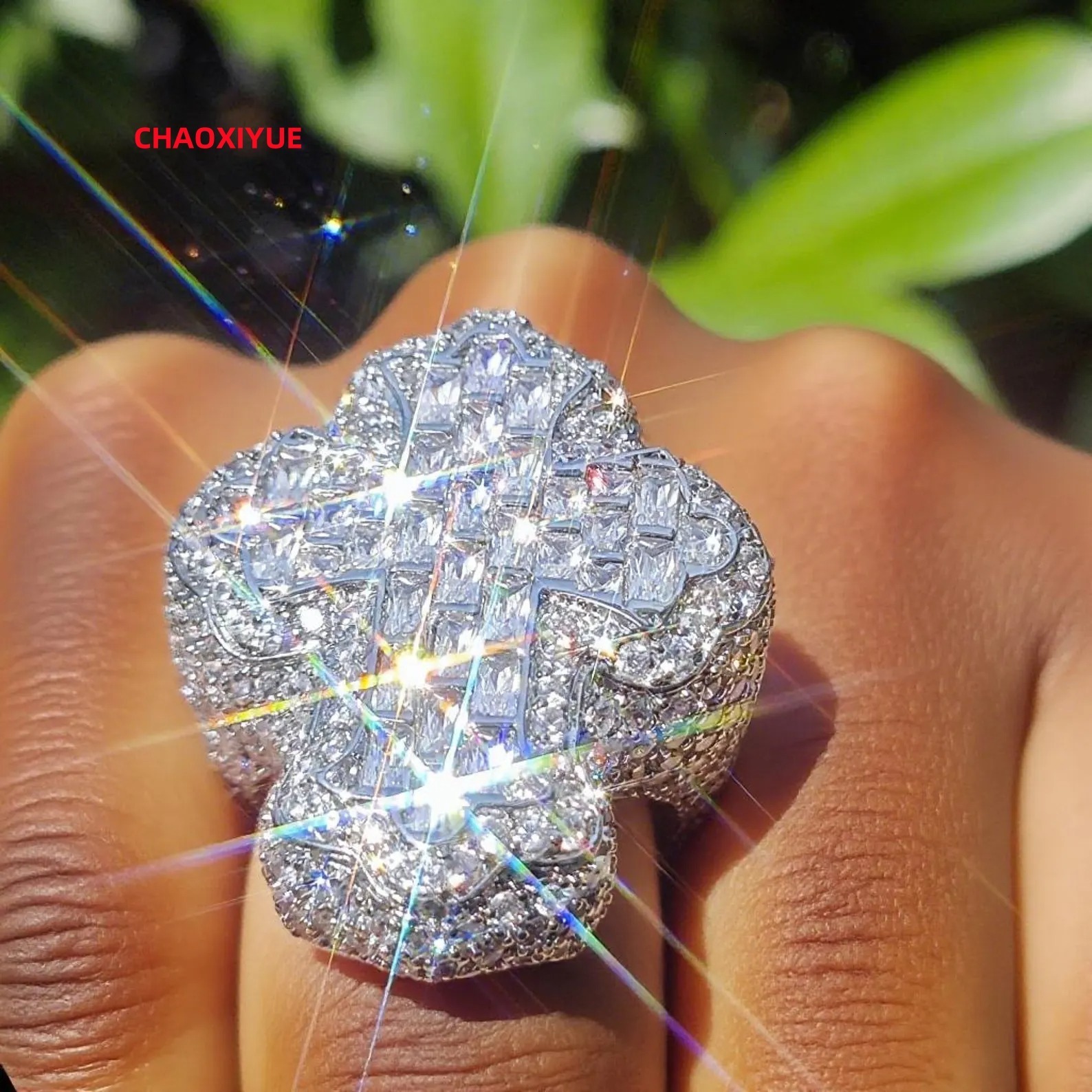 LL Hiphop Jewelry Mens Ring CROSS Buss Down 925 Sterling Silver Iced Out Vvs Custom Emerald Cut Vvs Mossanite Ring