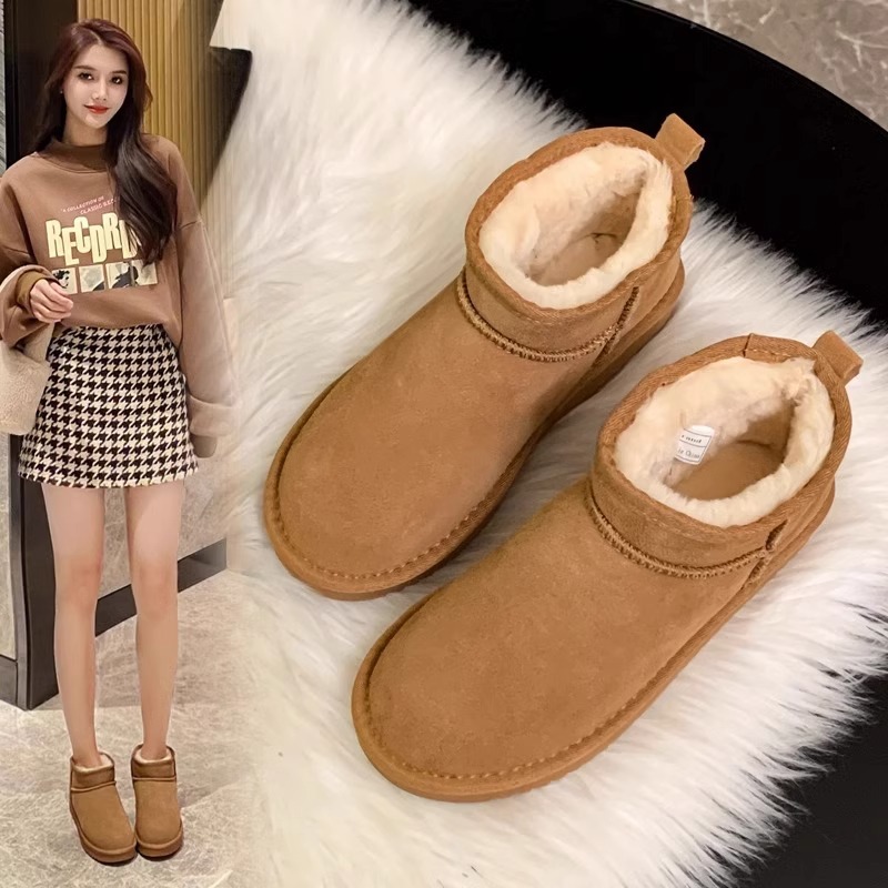 boots designer Womens 2025 New Arrival Short Cuff Snow Boots - Fur and Leather Thick Sole Insulated & Lined Winter Thermal Cotton Shoes