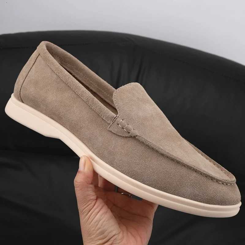 Mens Suede Leather Comfort Loafers Flat Casual Slip-on Shoes Fashion Suede Flats Classic Round Toe Soft Leather Loafers 2025 W251205