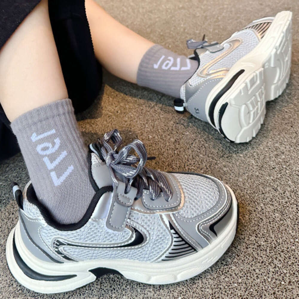 Spring Four Seasons Show Feet Dad Shoes Female Heightened Thick Sole Little White Sports Casual Cool Qi Forrest.