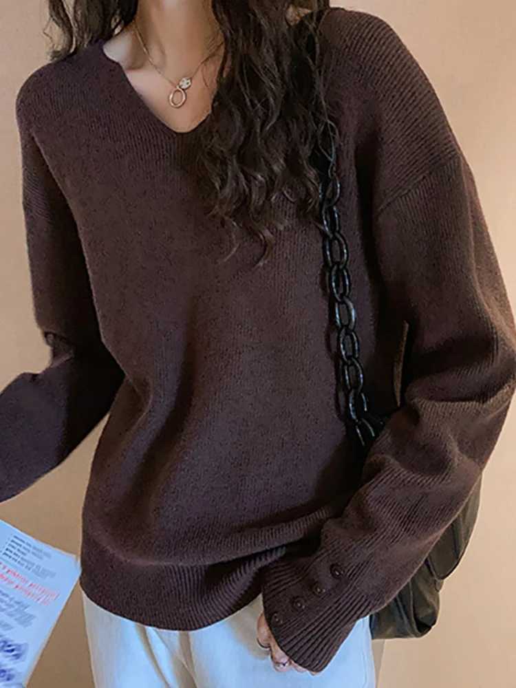 2025 Autumn Winter V Neck Sweater Pullovers Women Loose Button Pullover Women Soft Sweater Jumper Fashion Tops J251205