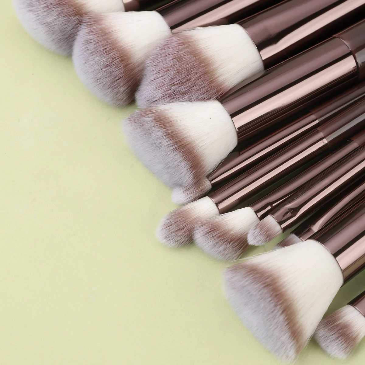 11pcs solid wood handle makeup brush set with Bag three color loose powder brush foundation brush eye shadow brushT251205