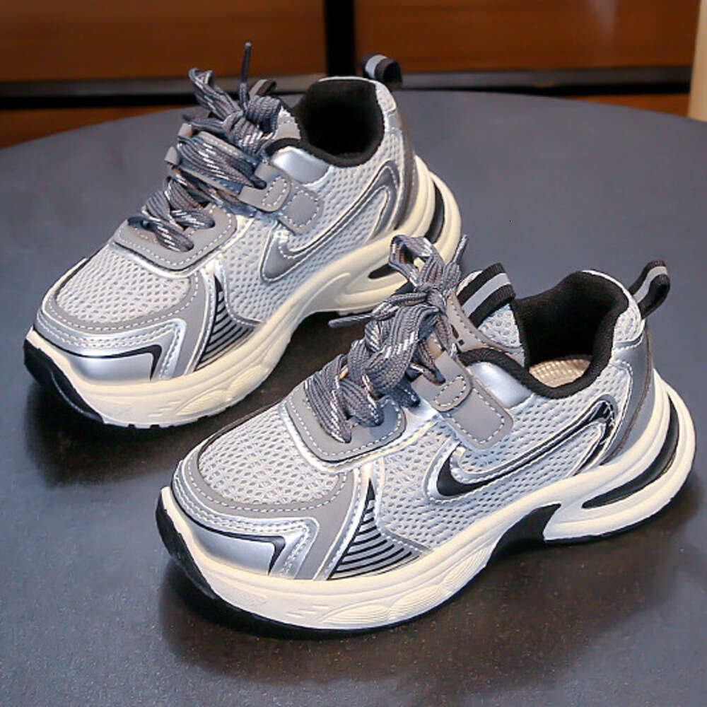 Spring Four Seasons Show Feet Dad Shoes Female Heightened Thick Sole Little White Sports Casual Cool Qi Forrest.