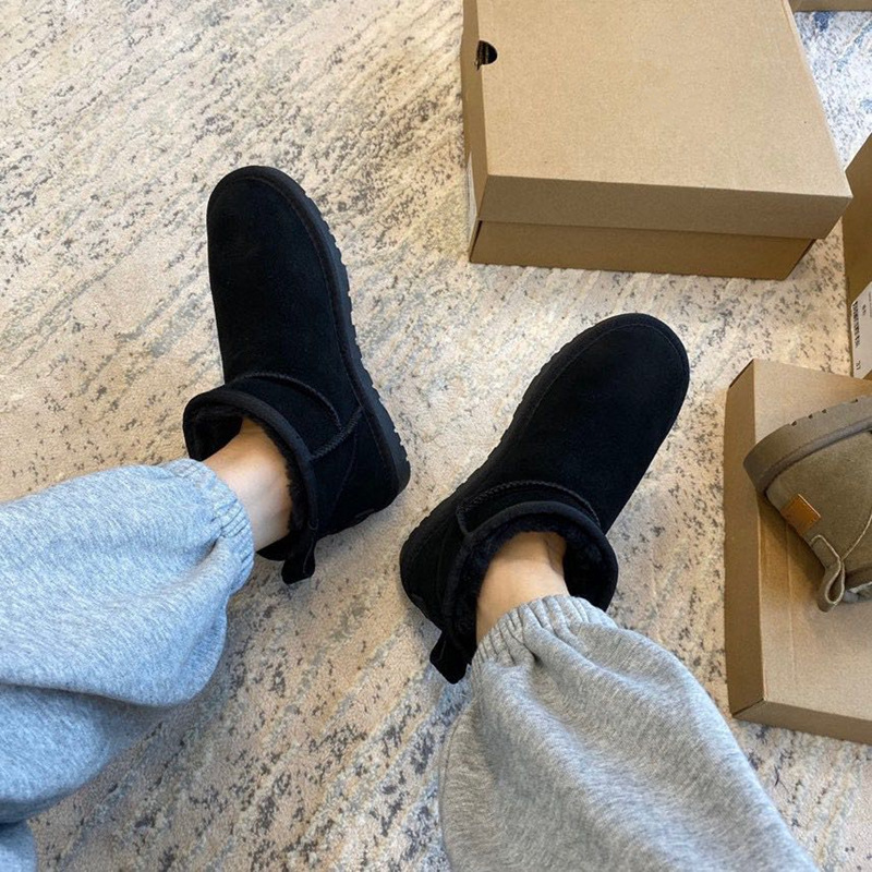 winter 2026 Women's Short Snow Boots Genuine Leather Waterproof Shearling Lined Winter Boots Non-Slip Warm Thermal Ankle Boots