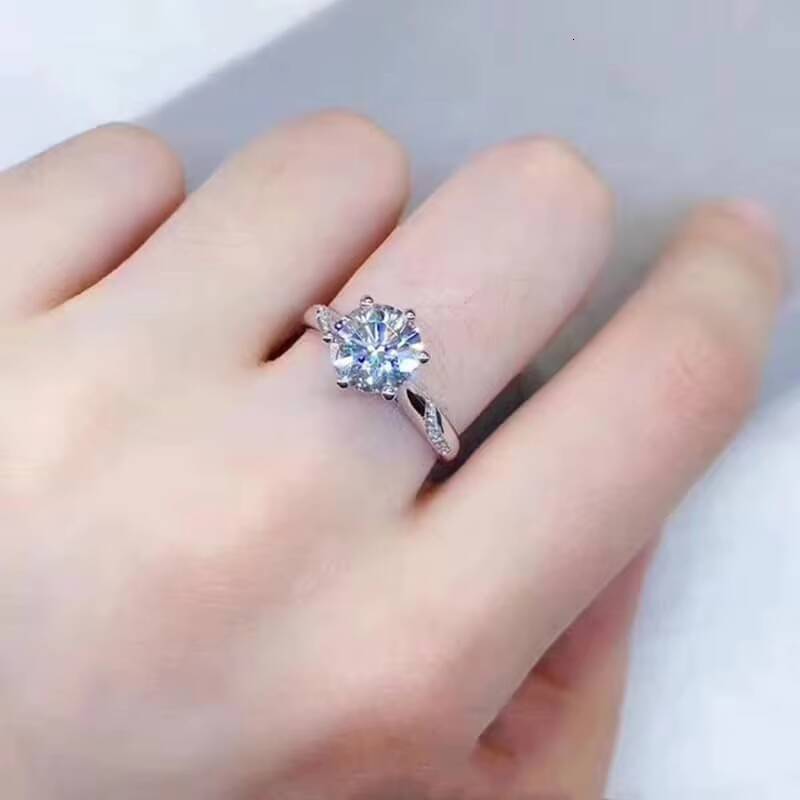 Fine Jewelry S925 Sterling Silver Eternal Commitment 2Carat Classic Six-claw D Moissanite Ring for Women Engagement Party