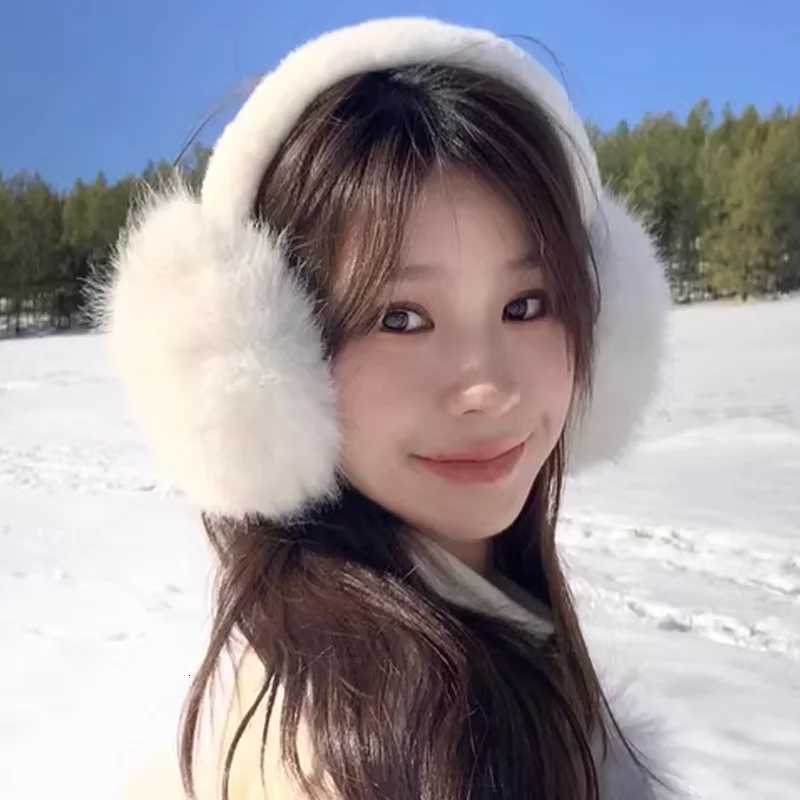 White Ear Cover For Winter Warm Earmuffs Suede Plush Earmuff for Women Soft Thicken Earmuffs Cute Fashion Earlap AccessoriesXJ251205 - view 3