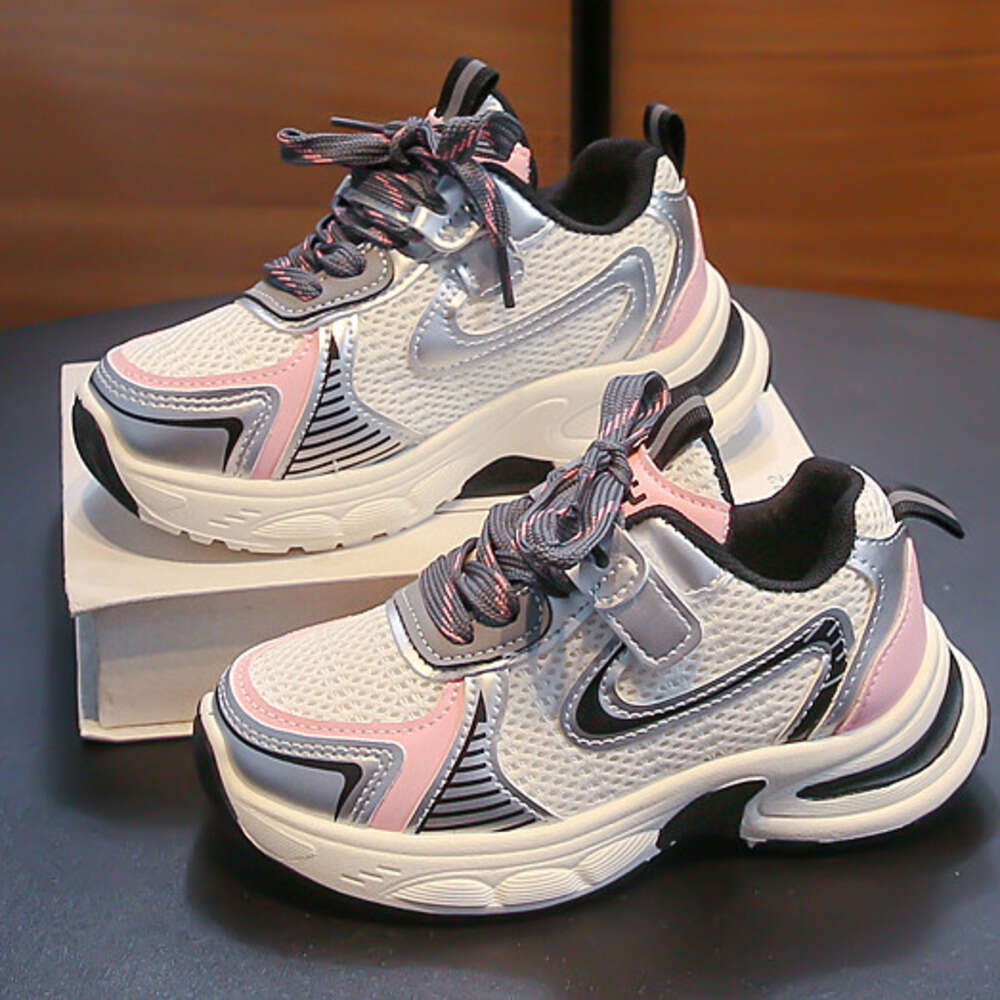 Spring Four Seasons Show Feet Dad Shoes Female Heightened Thick Sole Little White Sports Casual Cool Qi Forrest.