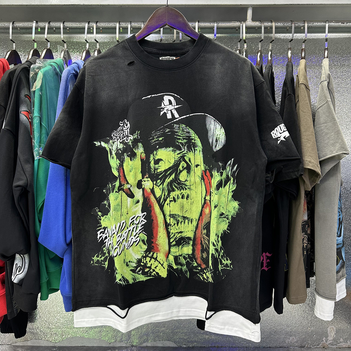 Men's T-Shirts RoughPlay Skull Printed Cotton Washed High-quality Short-sleeved Shirts With Holes Dark Hip-hop Rock style For Men And Women