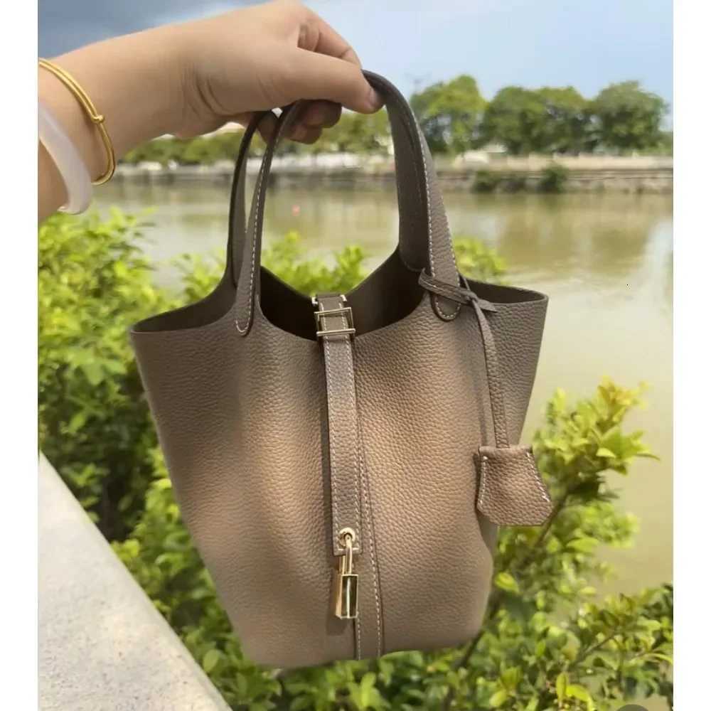 womens bag 2025 new bag autumn and winter lychee pattern bucket bag womens bag handbag vegetable basket bag K251204