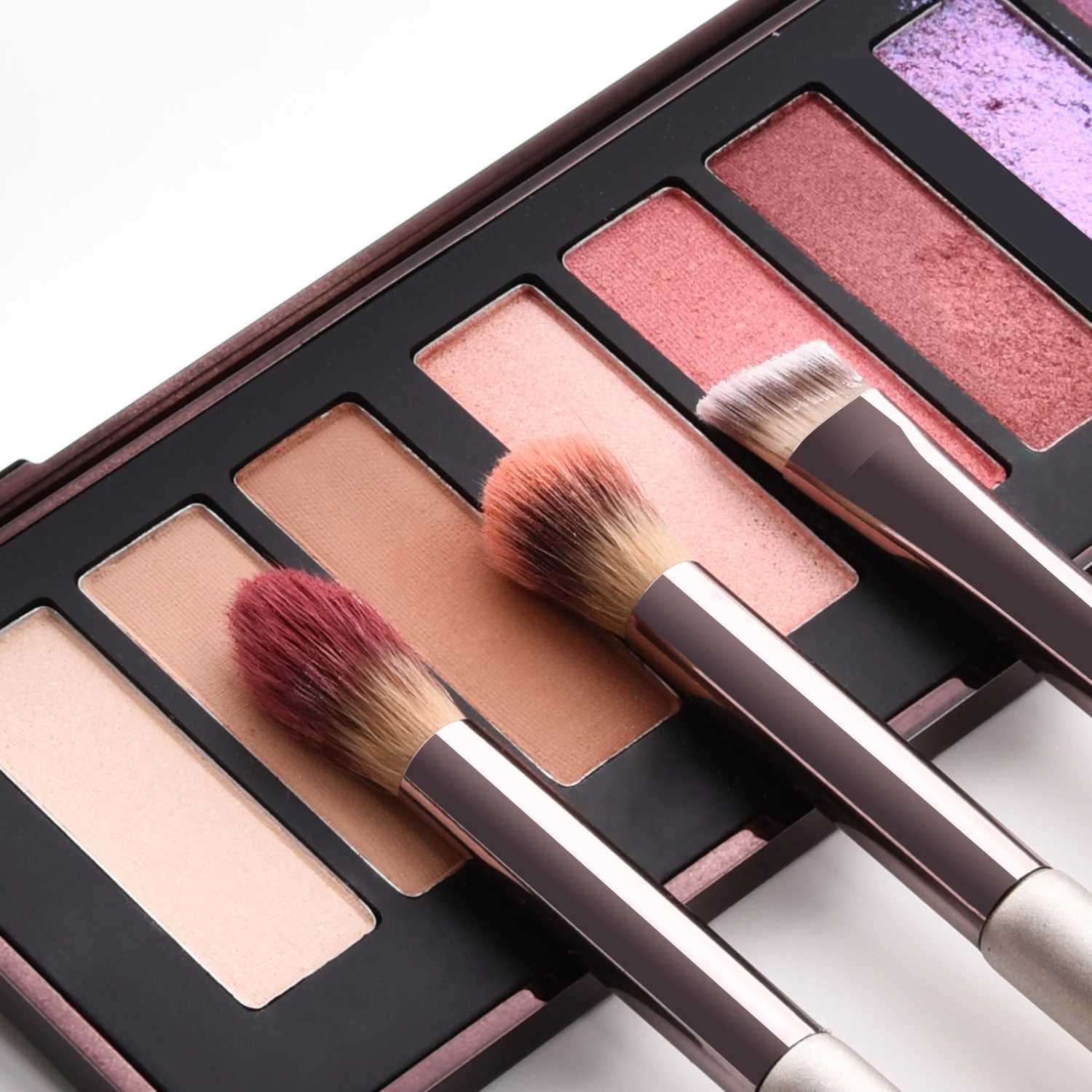 Hot Champagne Makeup Brushes Set for Women Cosmetic Foundation Powder Blush Eyeshadow Kabuki Blending Make Up Brush Beauty ToolsT251205