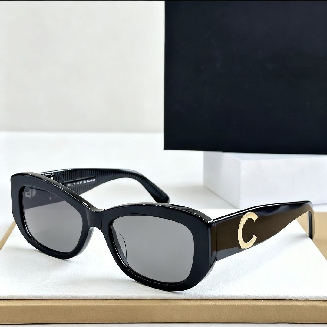 Luxury Women sunglasses designer frame sunglasses men Outdoor Cycling goggle Windproof sports sunglasses Mountaineering skiing goggles Beach sunglasses