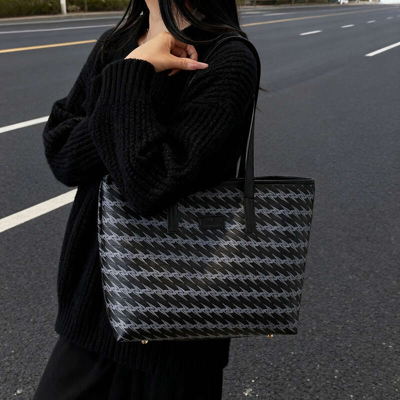 Tote for Women Large Capacity Niche Crossbody Printed College Student Class Commuter Shoulder Bag Handbag