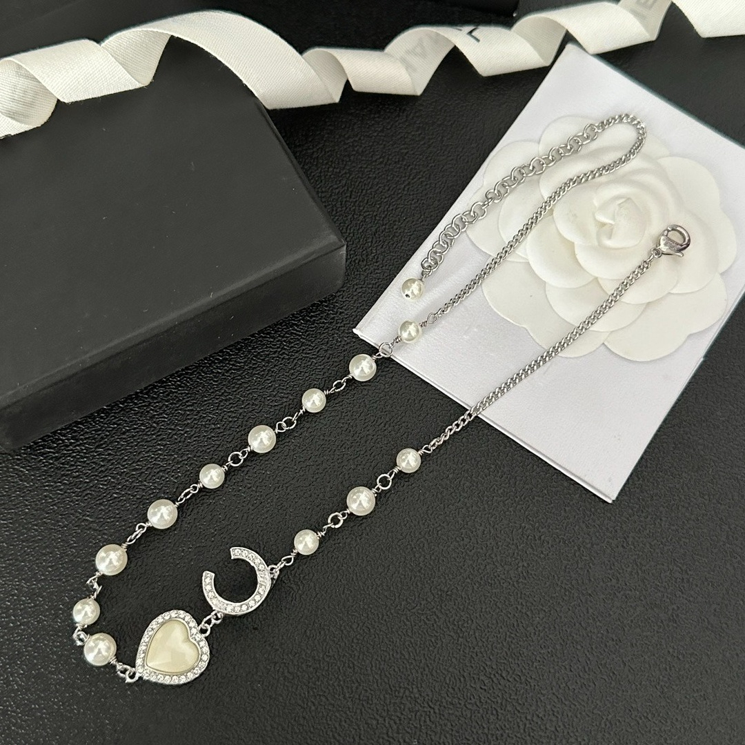 Womens Jewlery Necklace Designer for Women Pendant Necklaces Luxury Classic Necklace Woman with Box