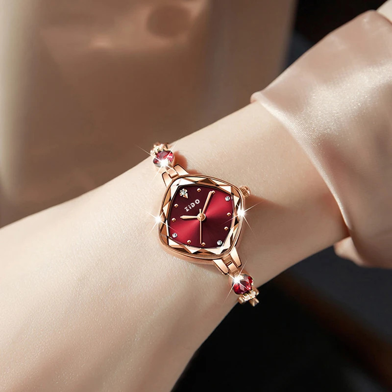 UTHAI Women Watch Red High Beauty Crystal Diamond Metal Bracelet Waterproof Diamond Female Fashion Clock Watches 251128