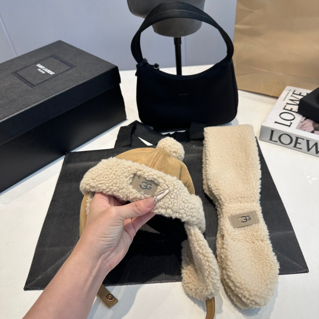 2025 New beanie designer beanie Fleece Hat Scarf Set Winter Warm Shearling Unisex Plush Head Neck Warmer Casual Outdoor Daily Fashion Trendy 4 Colors Available