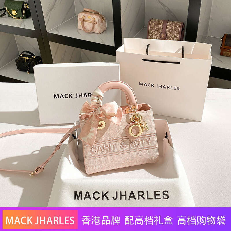 Dropshipping Fashion Bowknot Embroidered Tote 2024 High-end Large Capacity Commuter Bag Wholesale dh911043022JY