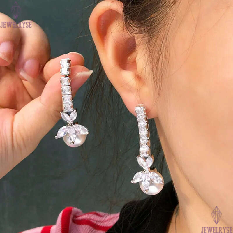 Luxury Long Stud Charm Flowers Bridal Earrings Wedding Diamond Silver Designer Earring for Woman Imitation Pearl AAA Cubic Zirconia Womens Engagement 