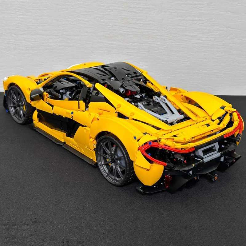 3893pcs P1 Technical Super Car Building Blocks Set - MOC 18 Scale Model Sports Cars Bricks for Adults Toys Gifts for Boys J251205