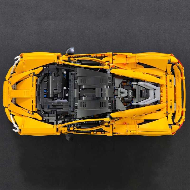 3893pcs P1 Technical Super Car Building Blocks Set - MOC 18 Scale Model Sports Cars Bricks for Adults Toys Gifts for Boys J251205