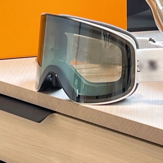 ADITA Designer ski goggles for women couples ski goggles dual lenses anti fogging top quality L004