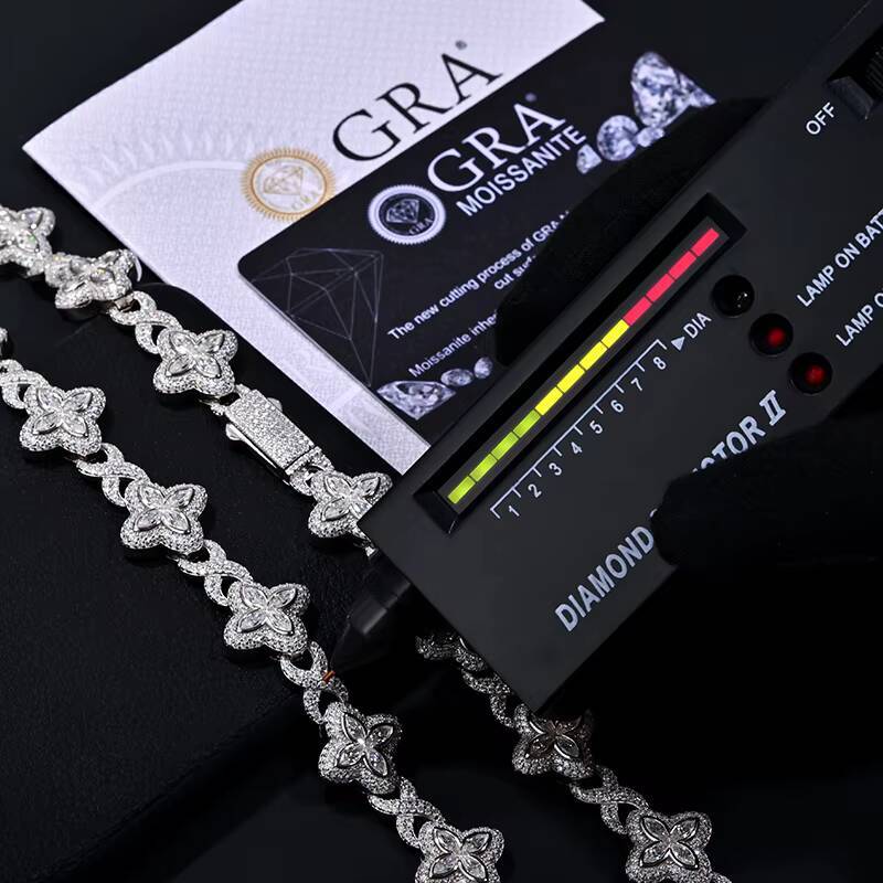 Hip Hop Jewelry S925 16mm VVS D Green Blue Moissanite Clovers Cuban Chain Custom Iced Out Moissanite Bracelet for Men Women