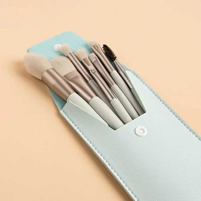 Mini Brush 8-Piece Makeup Bag Portable Concealer Powder Brush Set Soft Fur Make-up Tool Bag Foundation Brush Makeup Brush SetT251205