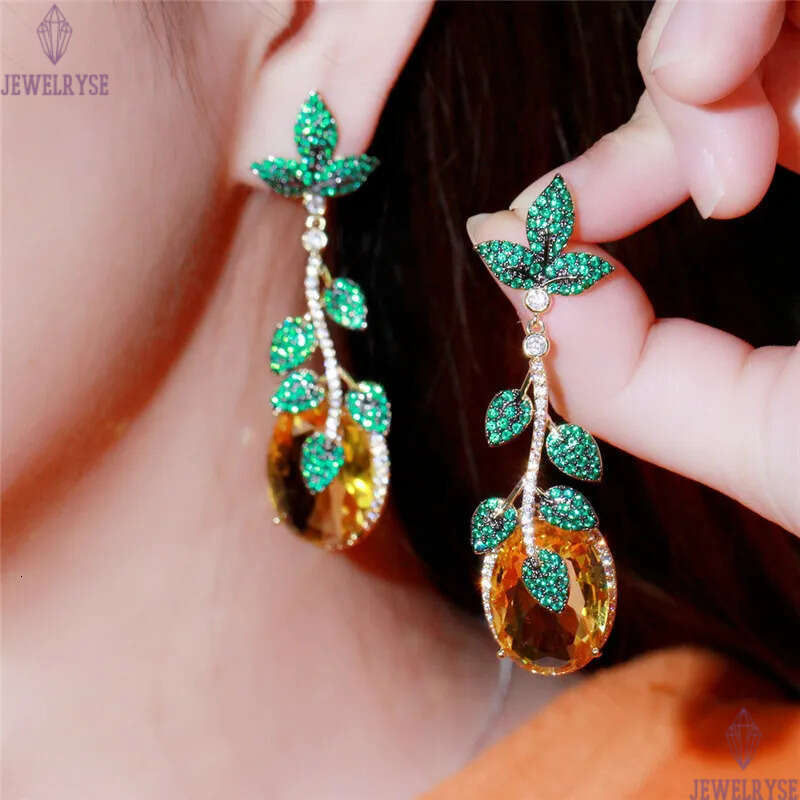 Luxury Vintage Charm Leaf Designer Earring for Woman Party Yellow AAA Cubic Zirconia South American Copper Long Womens Diamond Earrings Jewelry Girlfr
