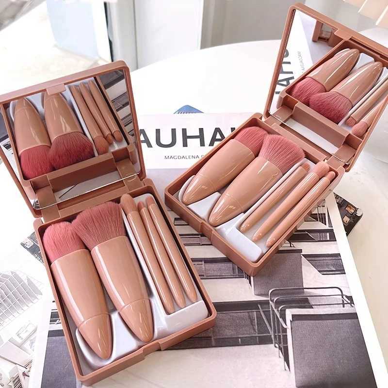 Travel Makeup Brush Set 5-Piece Professional Mini Makeup Brush Set Multiple Brush Heads Compact And Portable With Storage BoT251205