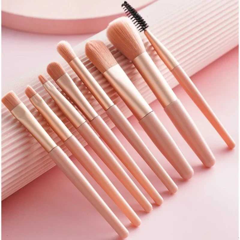 Mini Brush 8-Piece Makeup Bag Portable Concealer Powder Brush Set Soft Fur Make-up Tool Bag Foundation Brush Makeup Brush SetT251205