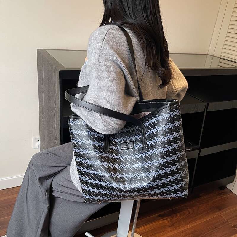 Tote for Women Large Capacity Niche Crossbody Printed College Student Class Commuter Shoulder Bag Handbag