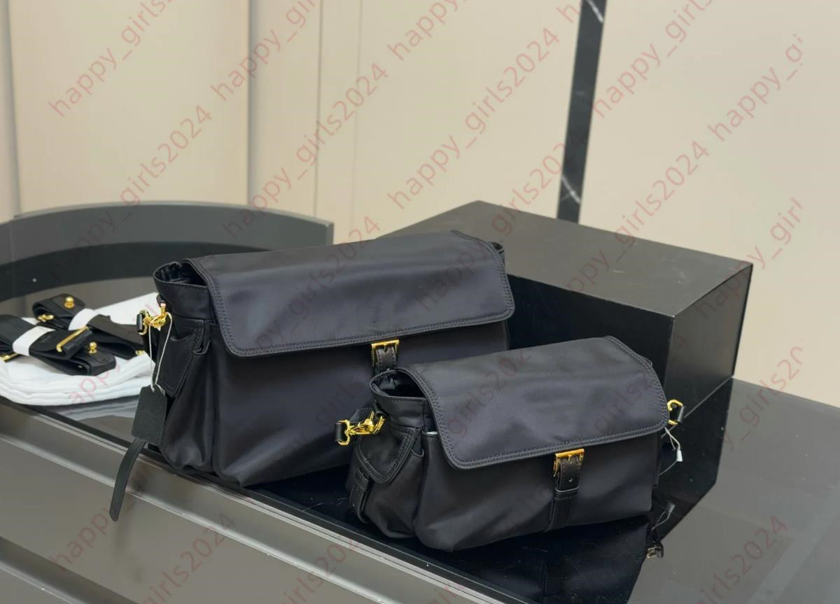 Top Quality Nylon Messenger Bag Women Designer Explore Re-Nylon Shoulder Bag Men Crossbody Satchel Hobo Bag Vintage Underarm bag Black Handbag Luxury Backpack Purse