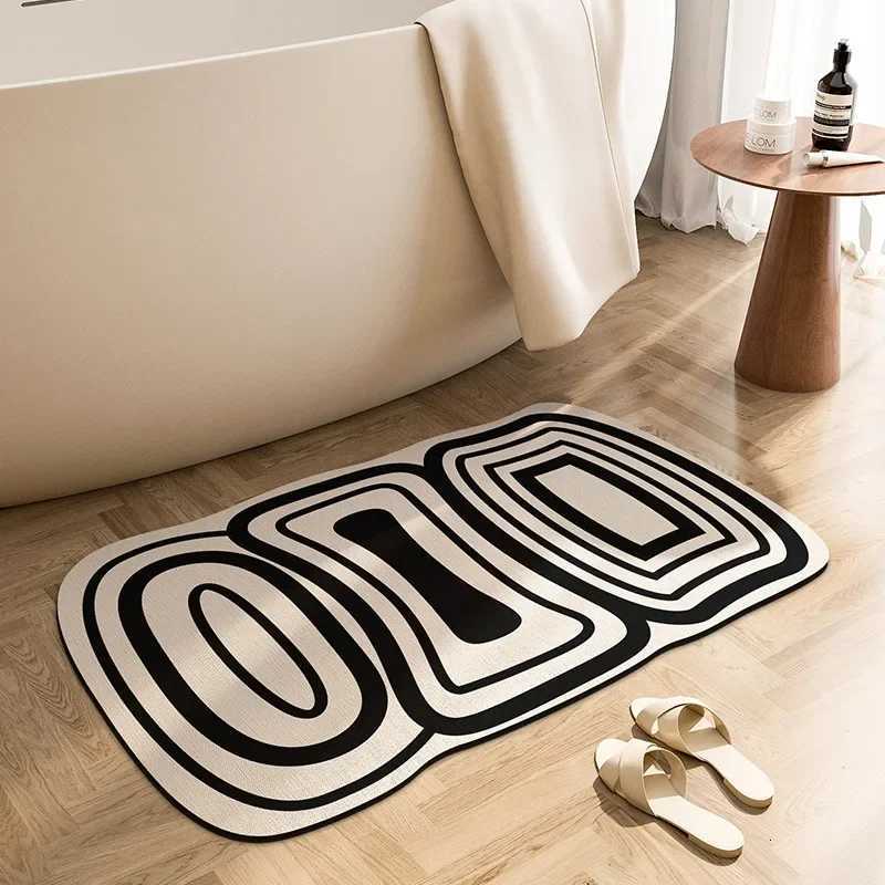 Black and white irregular absorbent floor mat at the bathroom door bathroom toilet anti slip quick drying diatomaceous earth H251205