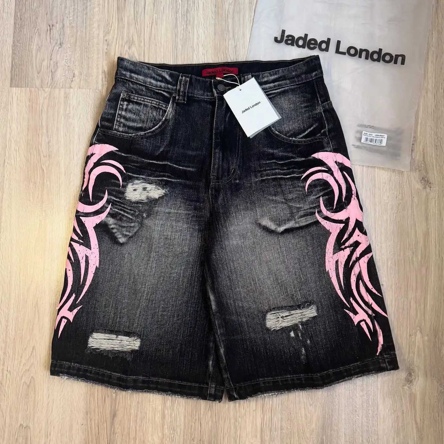 New Pink Striped Totem Hip Hop Denim Shorts Mens American Y2K High Street Style Harajuku Loose Women Hole Straight Shorts X251205