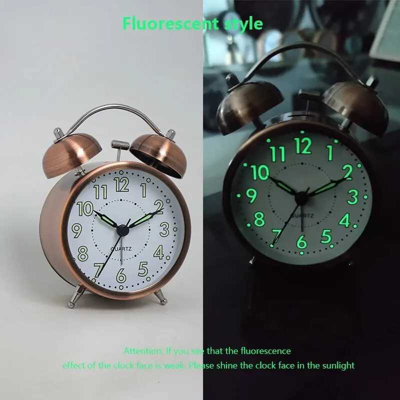1pc Nordic Retro Metal Alarm Clock Creative Decoration Table Clock Desktop Minimalist Student Bedroom Luminous Clock M251205 - view 5