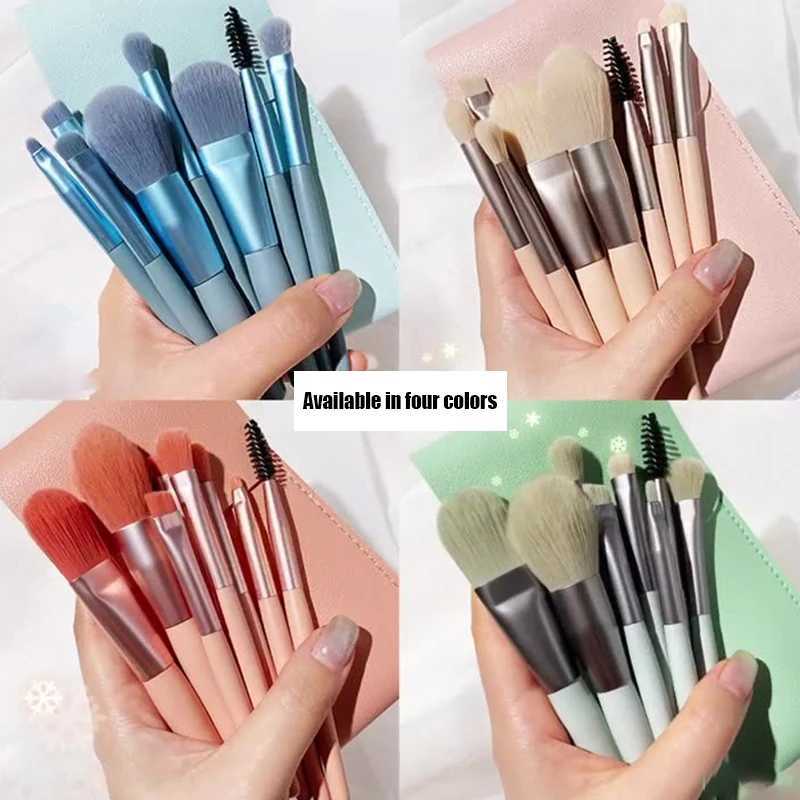 Fashionable Mini Portable Colorful Makeup Brush Eight-Piece Beauty Tool SetT251205