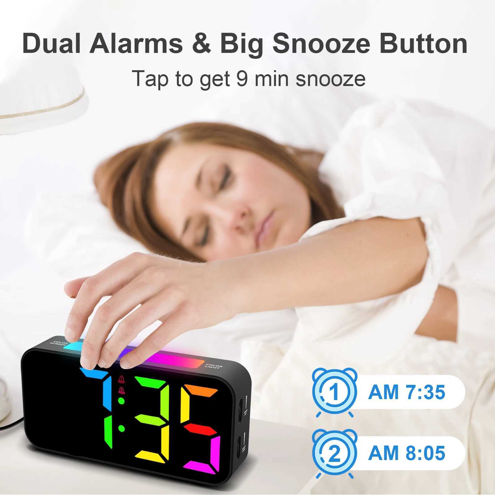 1pcRGB luminous electronic alarm clock ABS material indoor festival atmosphere light decoration type-c plug-in use M251205 - view 6