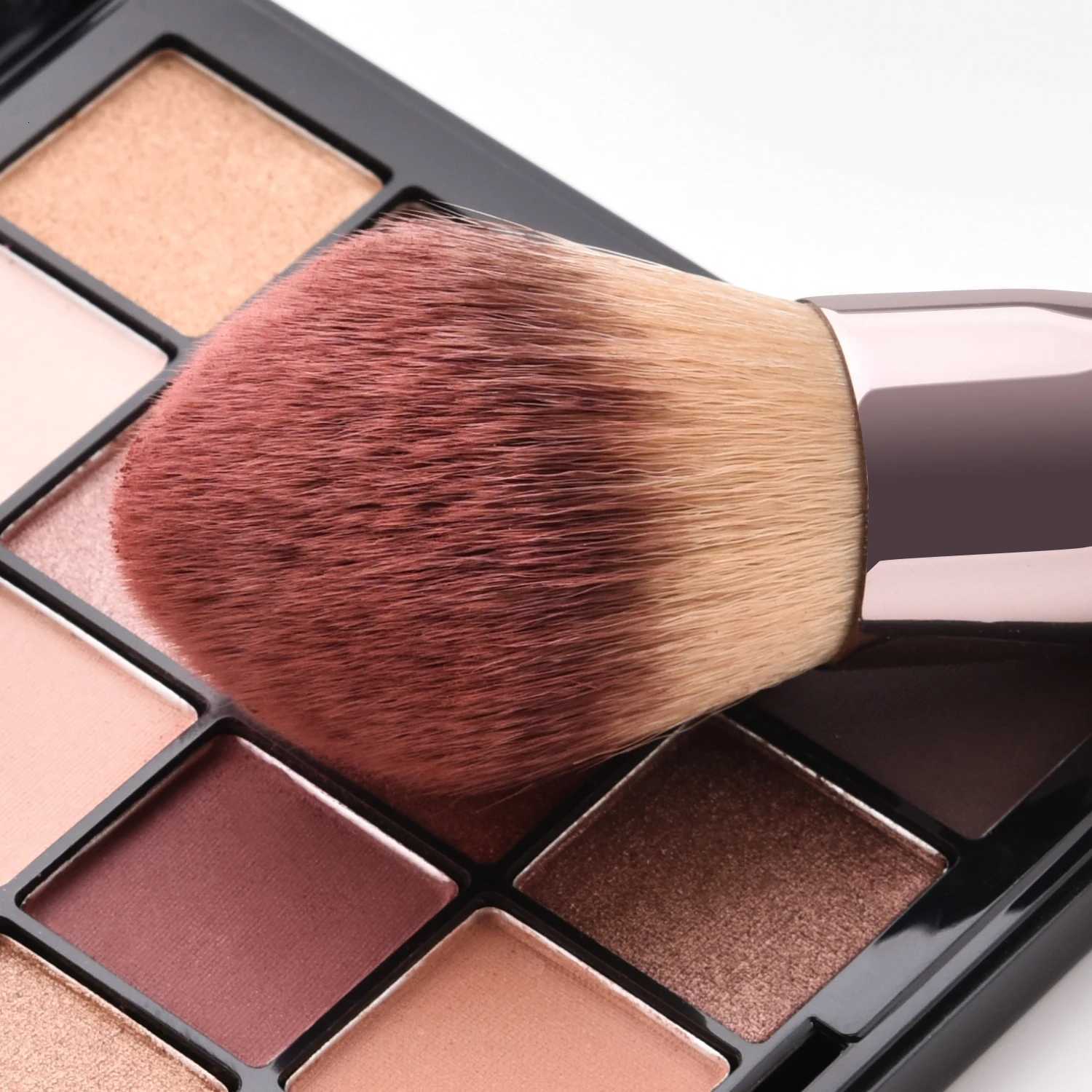Hot Champagne Makeup Brushes Set for Women Cosmetic Foundation Powder Blush Eyeshadow Kabuki Blending Make Up Brush Beauty ToolsT251205