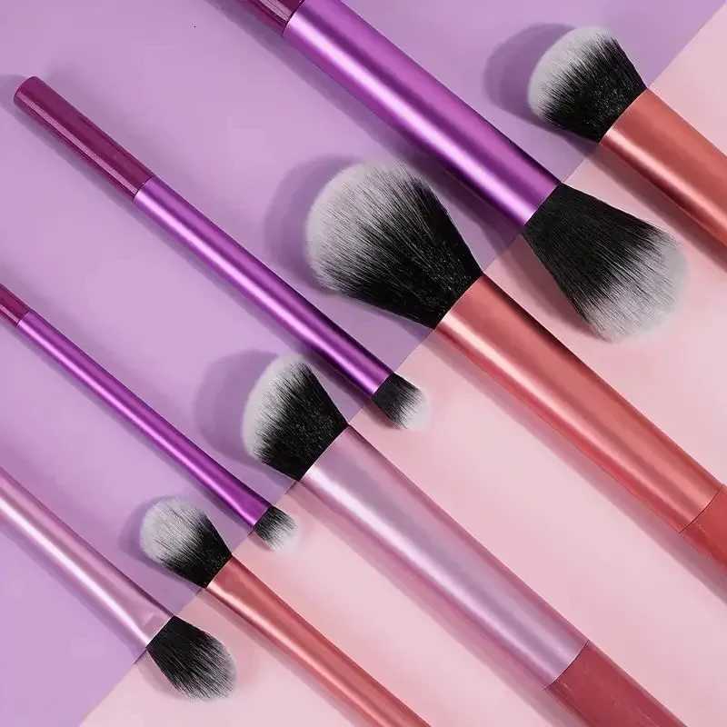 8pcs Makeup Brush Kit Soft Synthetic Hair Make Up Brushes Foundation Blush Eyeshadow Cosmetic Makeup ToolsT251205