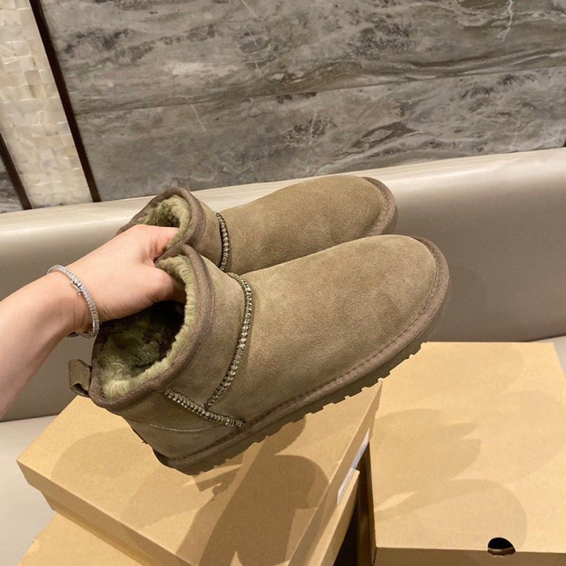 winter 2026 Women's Short Snow Boots Genuine Leather Waterproof Shearling Lined Winter Boots Non-Slip Warm Thermal Ankle Boots