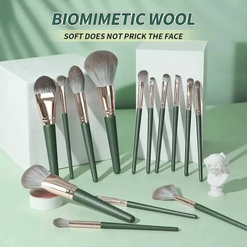 Professional 14PCS Makeup Brushes Set Soft Fluffy Foundation Eyeshadow Concealer Blending Blush Brush Kabuki Women Beauty ToolT251205